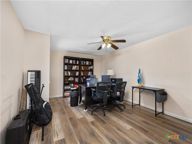 2412 Williamson Road, Lockhart, TX 78644