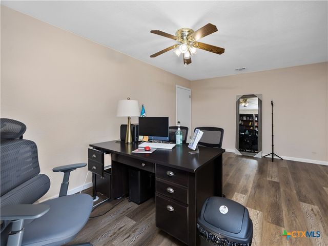 2412 Williamson Road, Lockhart, TX 78644