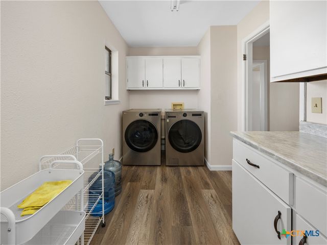 2412 Williamson Road, Lockhart, TX 78644