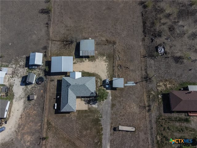 2412 Williamson Road, Lockhart, TX 78644