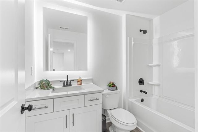 3281 Pepperpike Court, Loganville, GA 30052