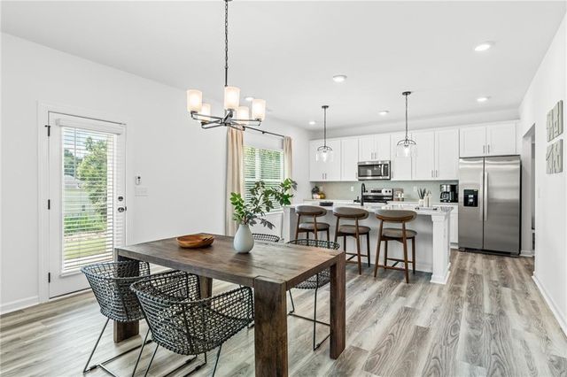 3281 Pepperpike Court, Loganville, GA 30052