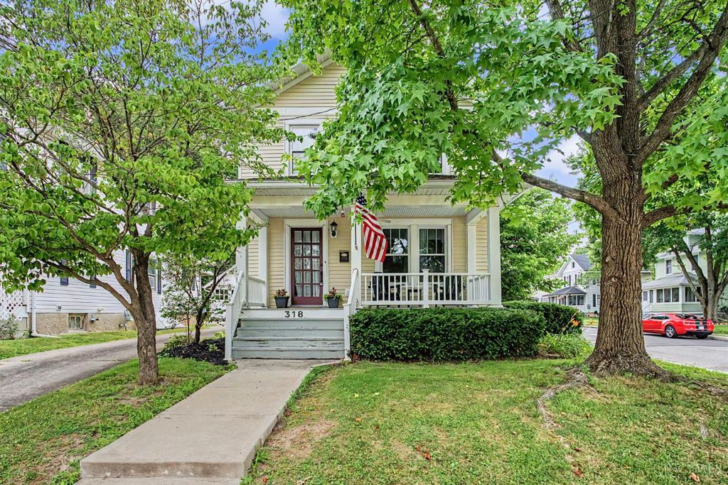 318 S Broadway Street, Lebanon, OH 45036
