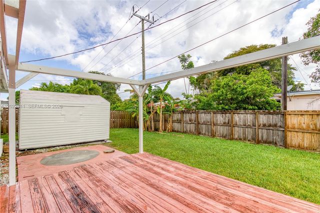 7401 Raleigh St, Hollywood, FL 33024