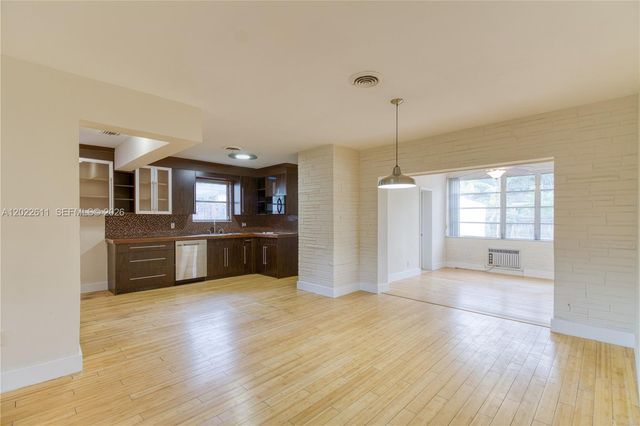7401 Raleigh St, Hollywood, FL 33024