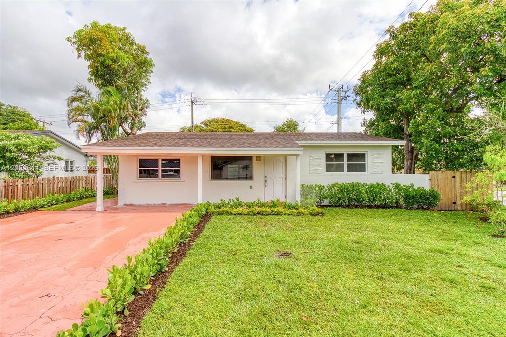 7401 Raleigh St, Hollywood, FL 33024