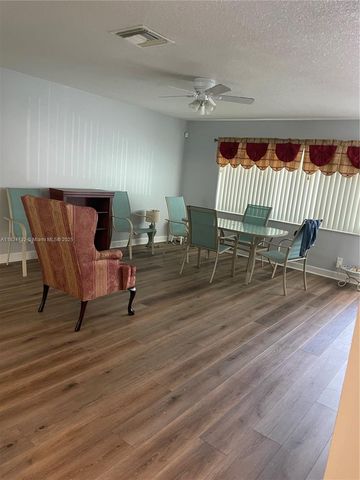 8552 N Campanelli Blvd, Plantation, FL 33322