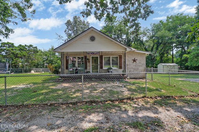 226 Rugby Ave, Jamestown, TN 38556
