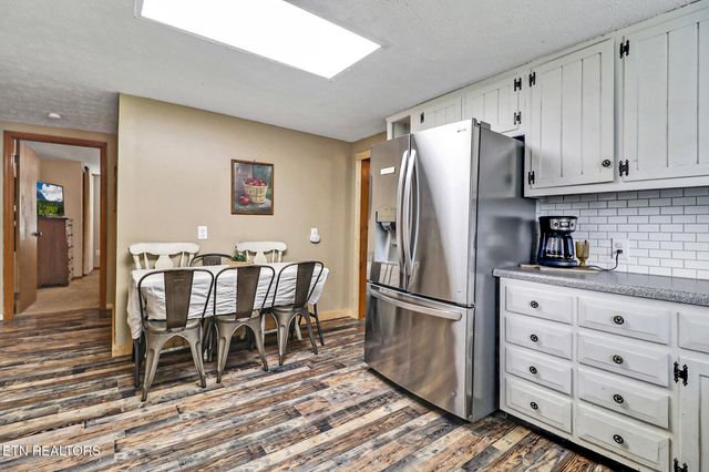 226 Rugby Ave, Jamestown, TN 38556