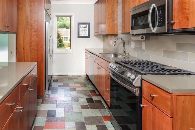 325 E Clover Lane, Bloomington, IN 47408