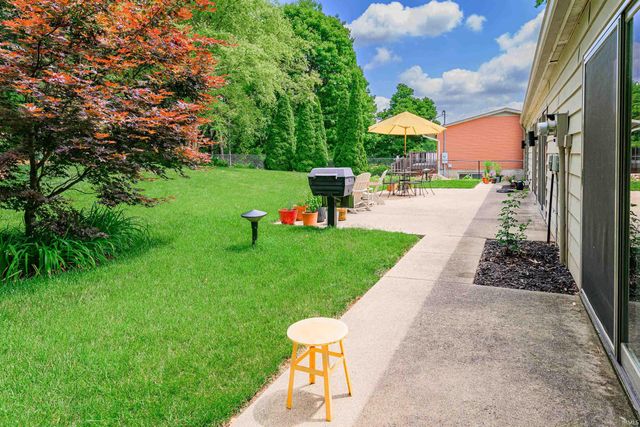 325 E Clover Lane, Bloomington, IN 47408