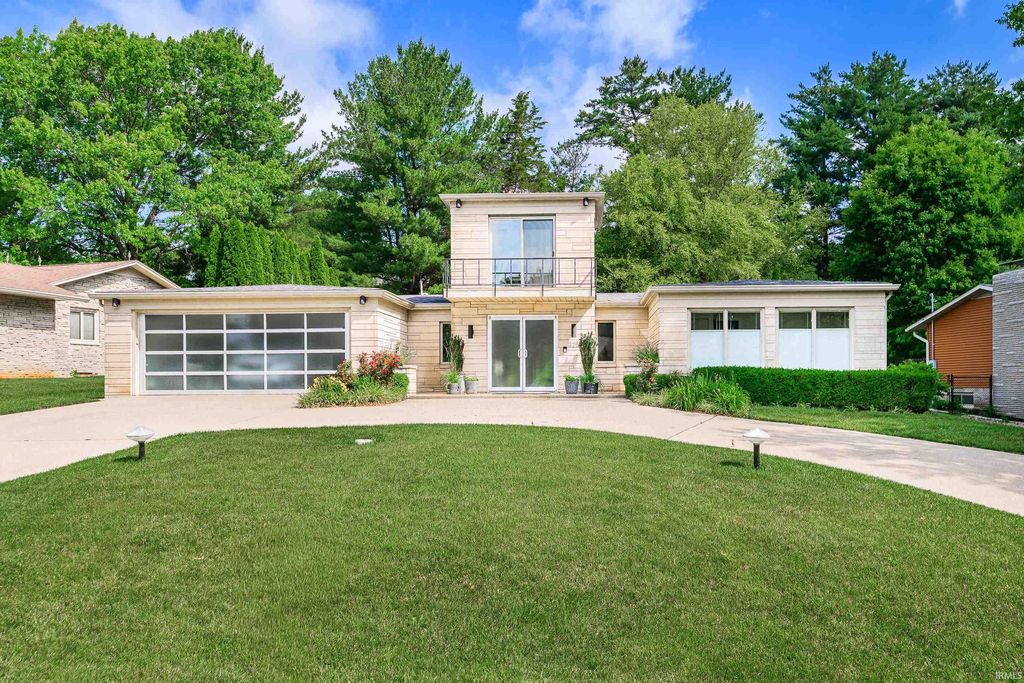 325 E Clover Lane, Bloomington, IN 47408