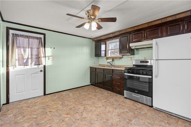 173 Wilbur Ave, Uniontown, PA 15401