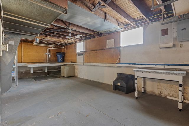 173 Wilbur Ave, Uniontown, PA 15401