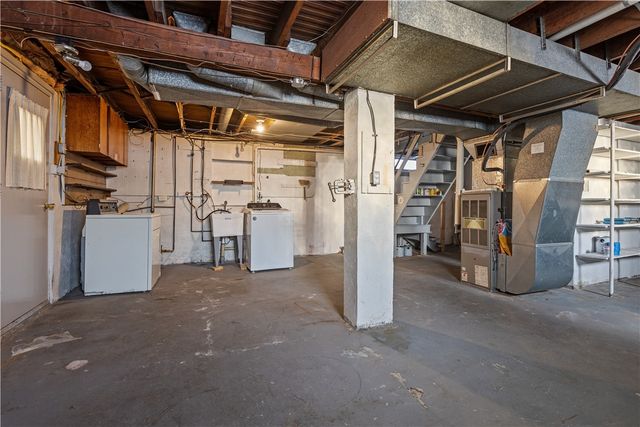 173 Wilbur Ave, Uniontown, PA 15401