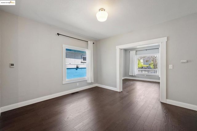 850 Milton St, Oakland, CA 94607