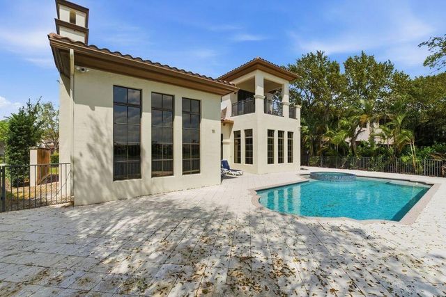 9460 Eden Manor, Parkland, FL 33076