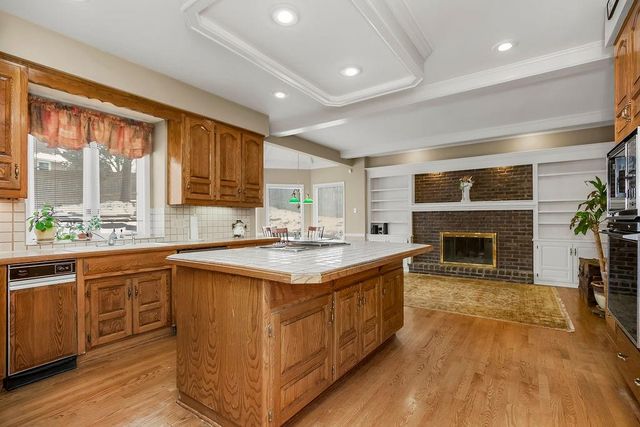 4501 NW Baltimore Court, Kansas City, MO 64116