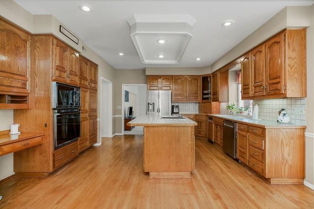 4501 NW Baltimore Court, Kansas City, MO 64116