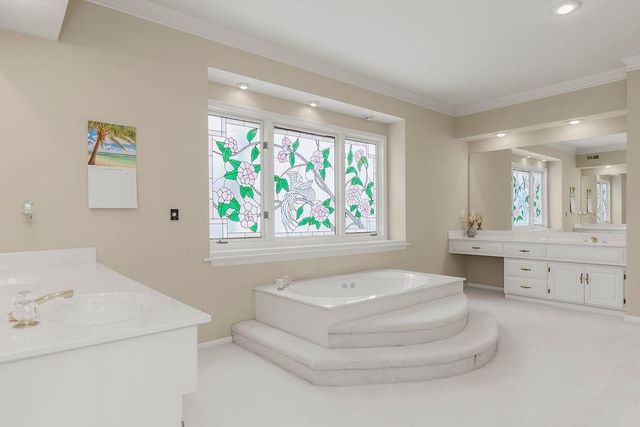 4501 NW Baltimore Court, Kansas City, MO 64116