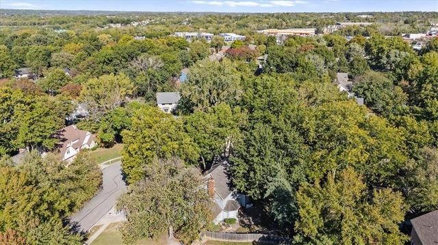 4501 NW Baltimore Court, Kansas City, MO 64116