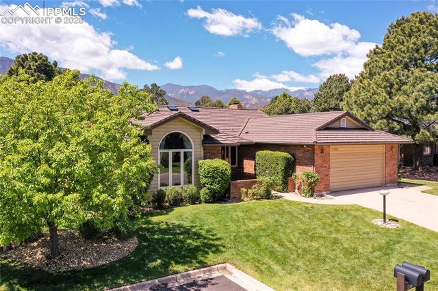 2756 Fawn Grove Court, Colorado Springs, CO 80906