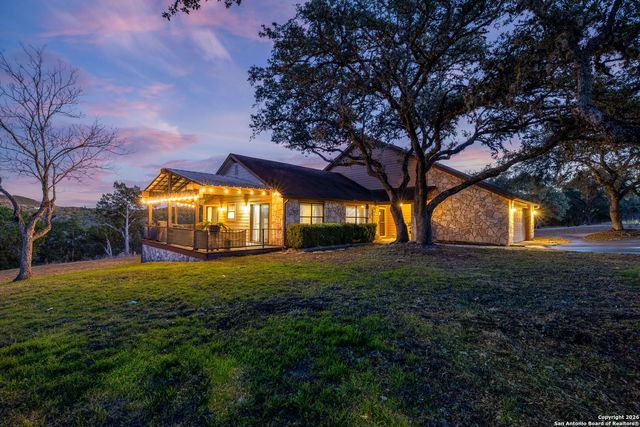 115 Sprecken Isle, Canyon Lake, TX 78133