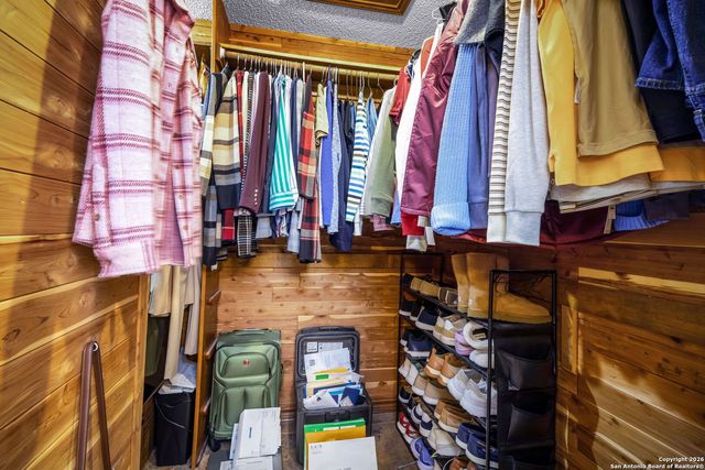 115 Sprecken Isle, Canyon Lake, TX 78133