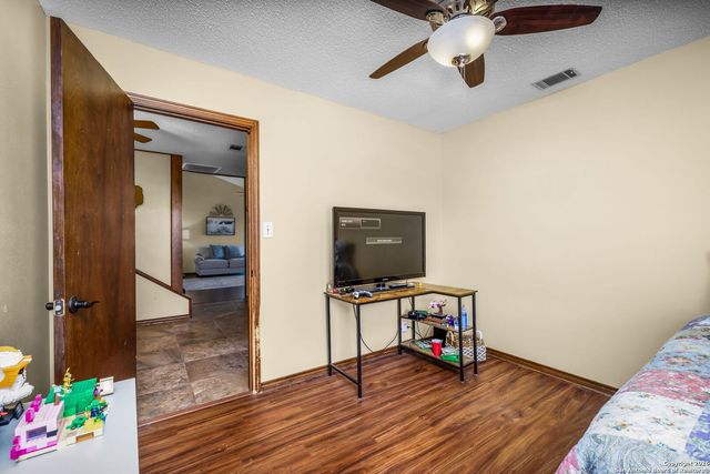 115 Sprecken Isle, Canyon Lake, TX 78133