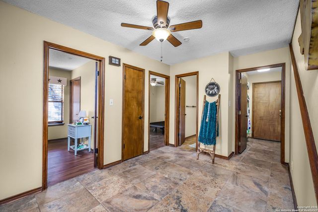 115 Sprecken Isle, Canyon Lake, TX 78133