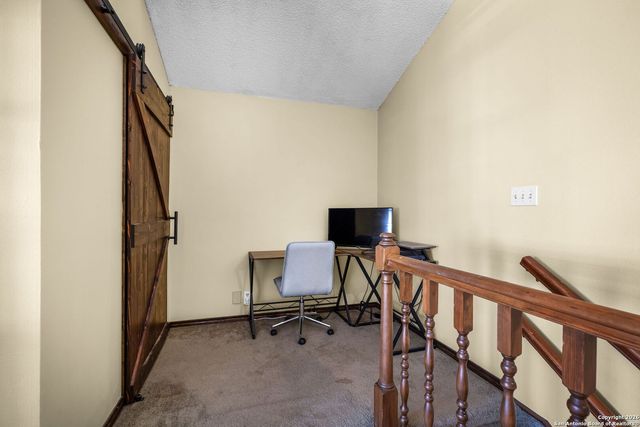 115 Sprecken Isle, Canyon Lake, TX 78133