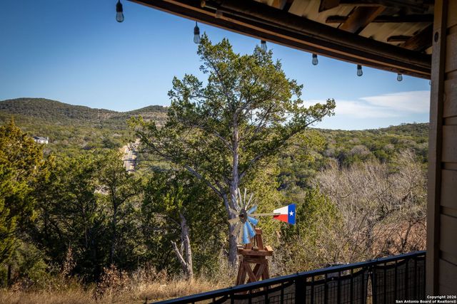 115 Sprecken Isle, Canyon Lake, TX 78133