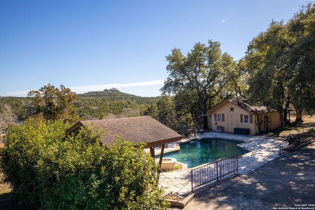 115 Sprecken Isle, Canyon Lake, TX 78133