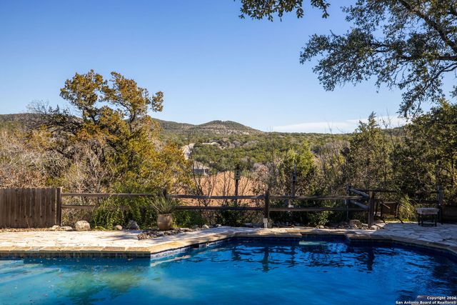 115 Sprecken Isle, Canyon Lake, TX 78133