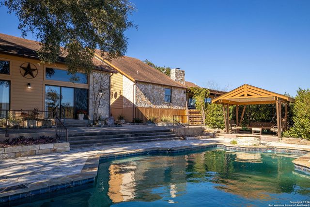 115 Sprecken Isle, Canyon Lake, TX 78133