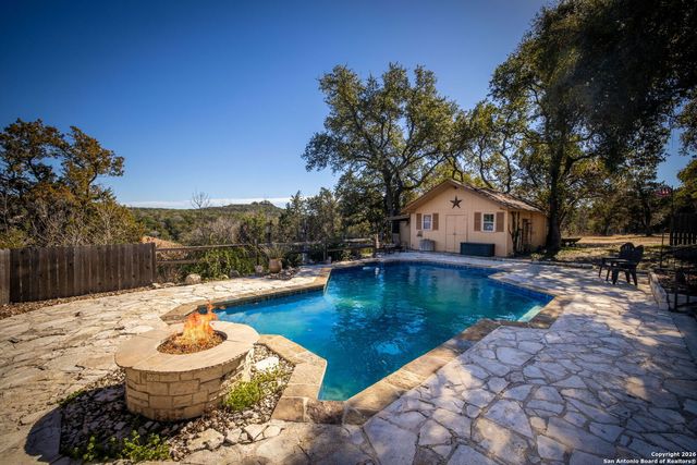 115 Sprecken Isle, Canyon Lake, TX 78133