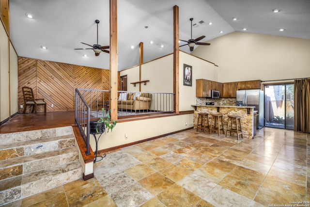 115 Sprecken Isle, Canyon Lake, TX 78133