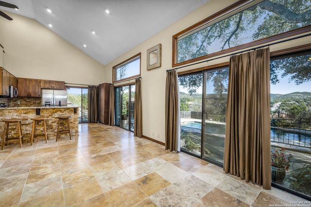 115 Sprecken Isle, Canyon Lake, TX 78133