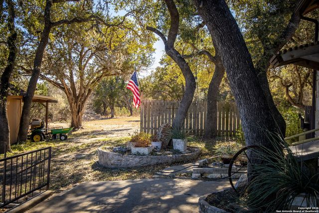 115 Sprecken Isle, Canyon Lake, TX 78133