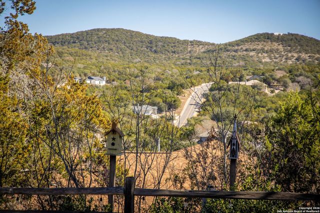 115 Sprecken Isle, Canyon Lake, TX 78133