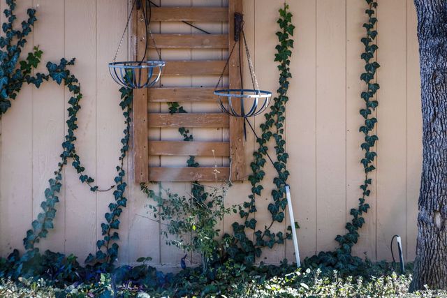 115 Sprecken Isle, Canyon Lake, TX 78133