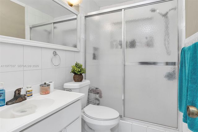 9011 SW 18th Terrace, Miami, FL 33165