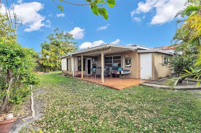 9011 SW 18th Terrace, Miami, FL 33165
