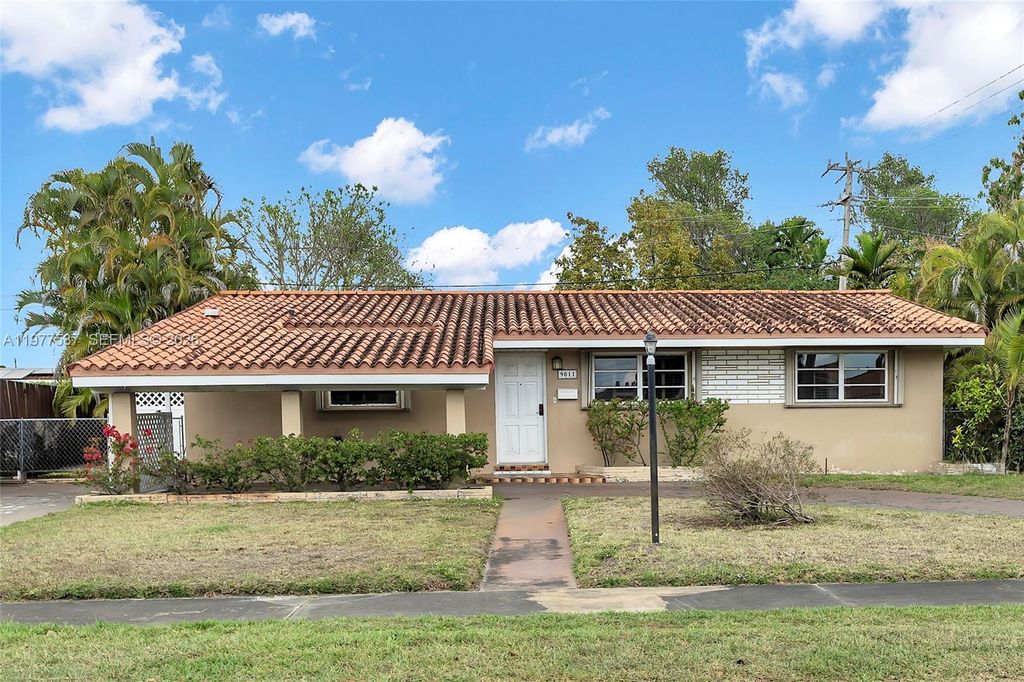 9011 SW 18th Terrace, Miami, FL 33165