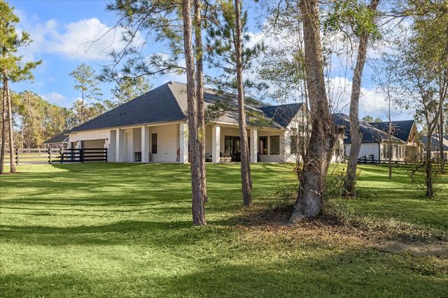 19812 Whispering Creek Trail, Magnolia, TX 77355