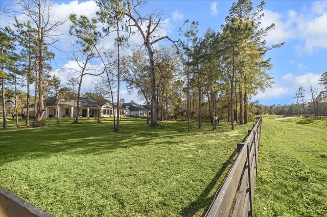 19812 Whispering Creek Trail, Magnolia, TX 77355