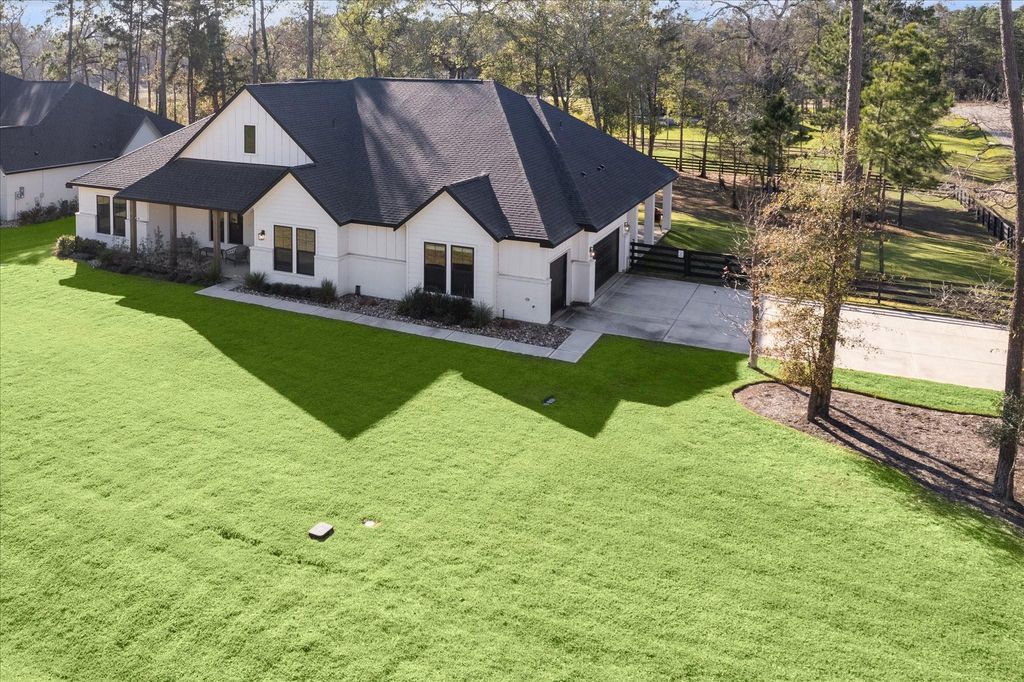 19812 Whispering Creek Trail, Magnolia, TX 77355