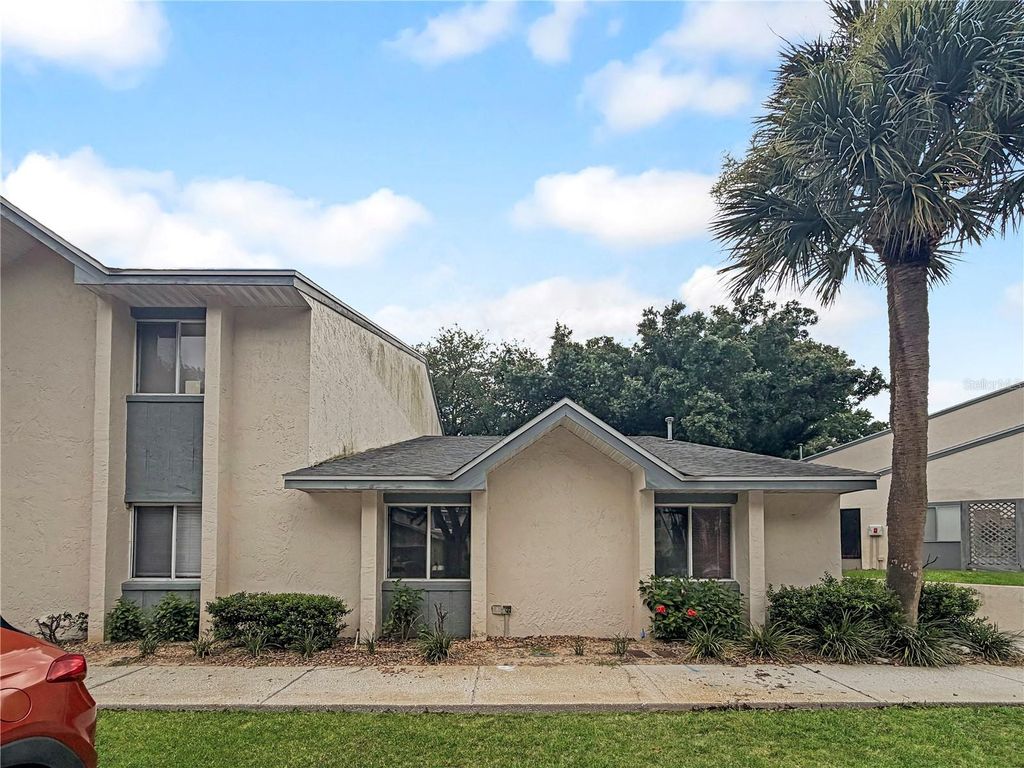 2075 ISLE ROYALE COURT SE 171, Winter Haven, FL 33880