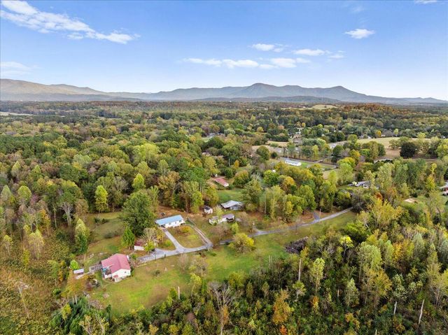 567 Fullers Chapel Road, Chatsworth, GA 30705