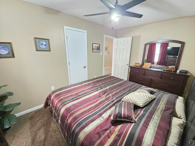 3505 SE Girard ST, Topeka, KS 66605